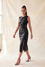 Cargar imagen en el visor de la galería, Waist Buckle PU Dress