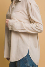 Cargar imagen en el visor de la galería, Linen Pocket Blouse