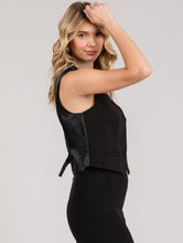 Cargar imagen en el visor de la galería, Satin Back Basic Vest