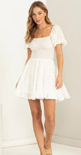Cargar imagen en el visor de la galería, Mini White Dress