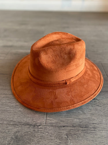 Sombrero Explorer Gamuza