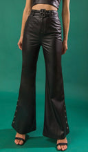 Cargar imagen en el visor de la galería, Two Piece Set Faux Leather