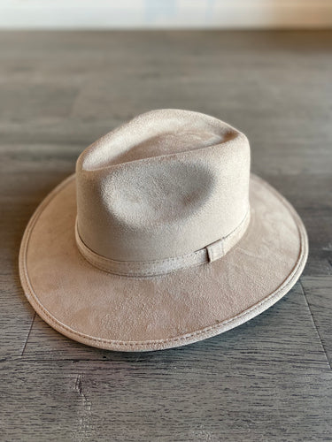Sombrero Explorer Gamuza
