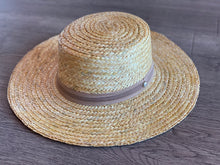 Cargar imagen en el visor de la galería, Explorer Malta