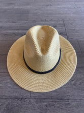 Cargar imagen en el visor de la galería, Playero Ala Corta