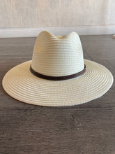 Cargar imagen en el visor de la galería, Playero Ala Chica