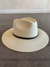 Cargar imagen en el visor de la galería, Playero Ala Chica